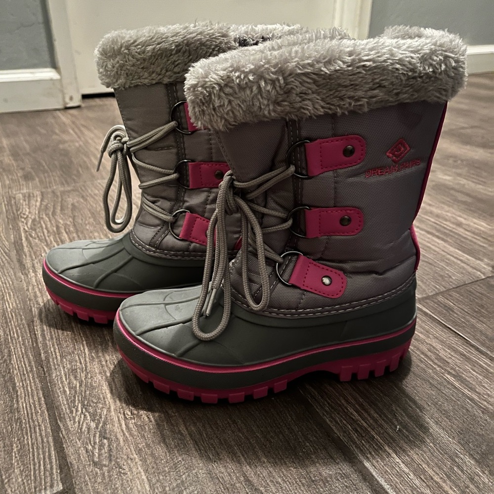 Girls snow boots